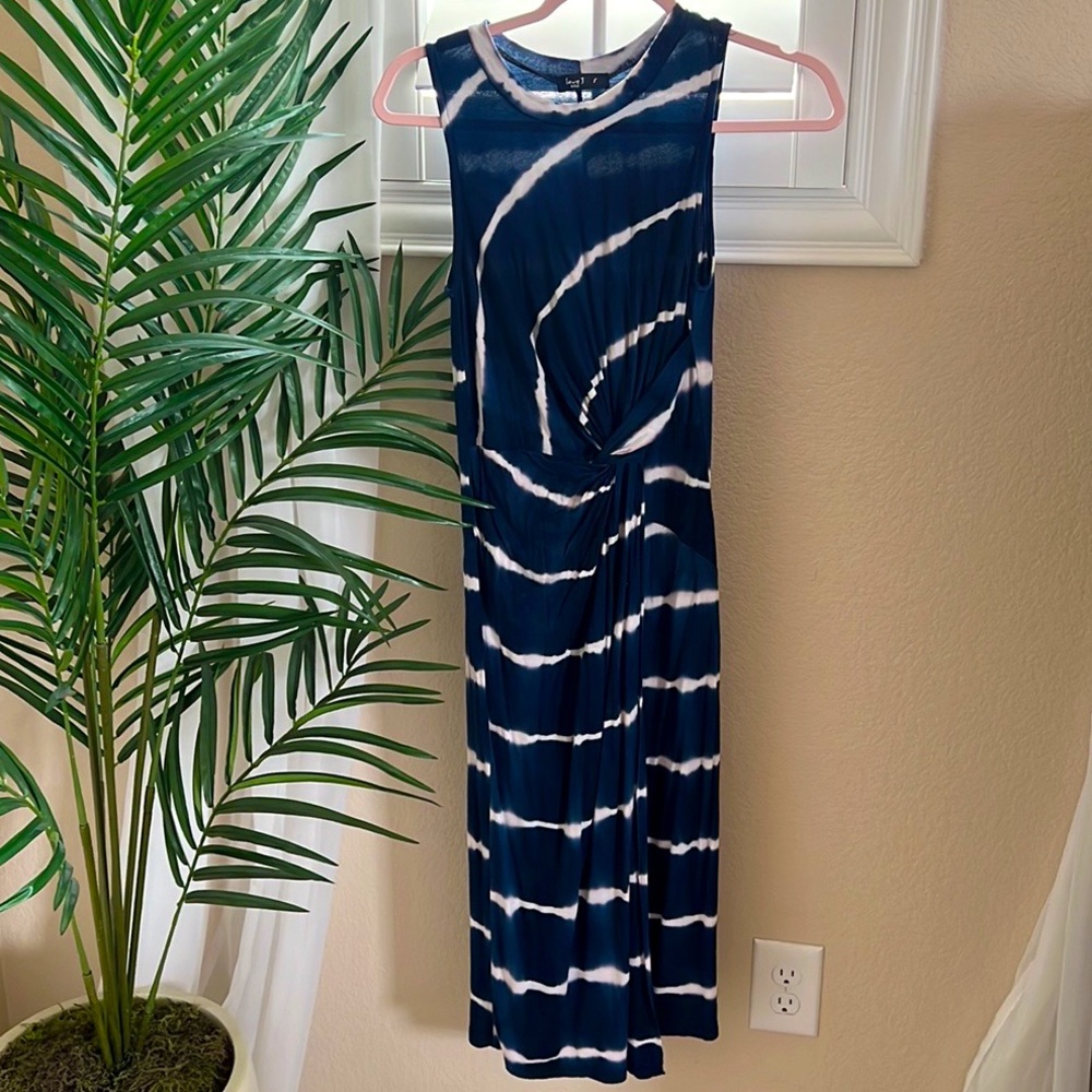 Stretchy Navy Mid-dress.